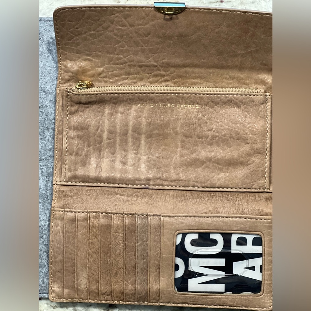 Marc Jacobs Wallet - Picture 5 of 6